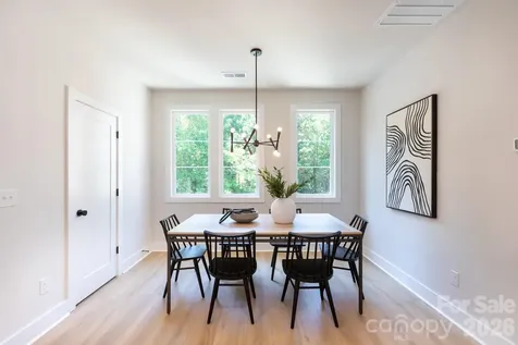 1308 Carolyn Drive Charlotte NC 28205