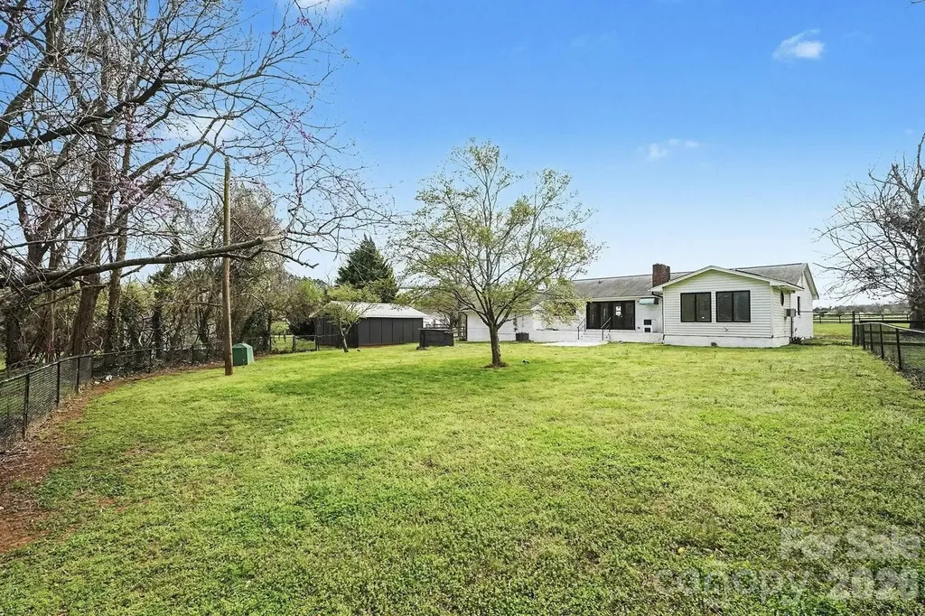 2178 Tryon Courthouse Road Bessemer City NC 28016