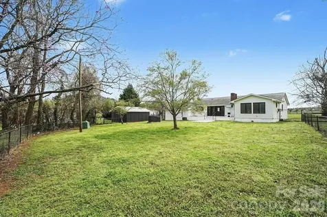 2178 Tryon Courthouse Road Bessemer City NC 28016