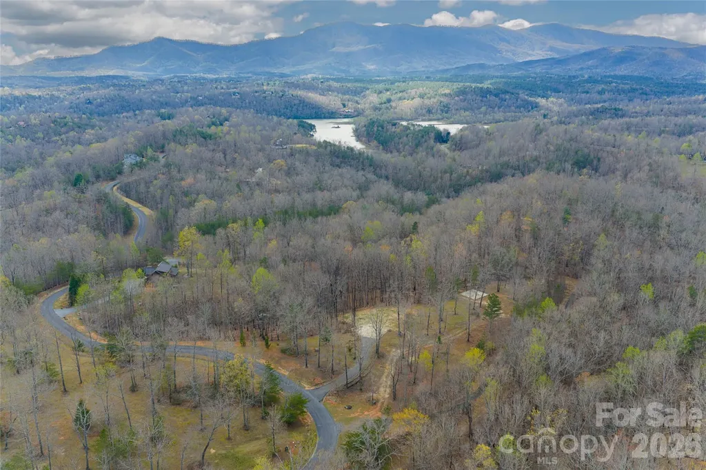 117 N Boundary Road Mill Spring NC 28756
