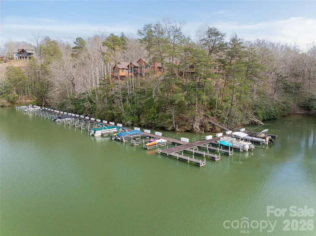 117 N Boundary Road Mill Spring NC 28756