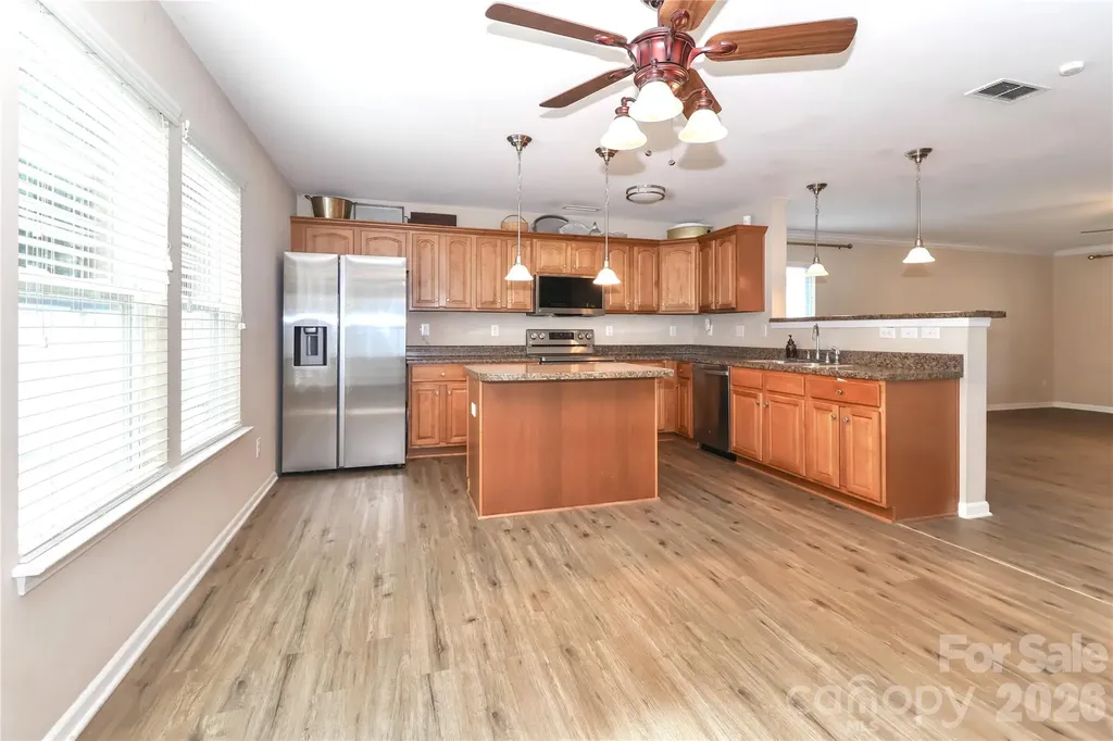 1123 Valley Street Statesville NC 28677