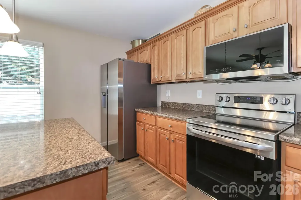 1123 Valley Street Statesville NC 28677