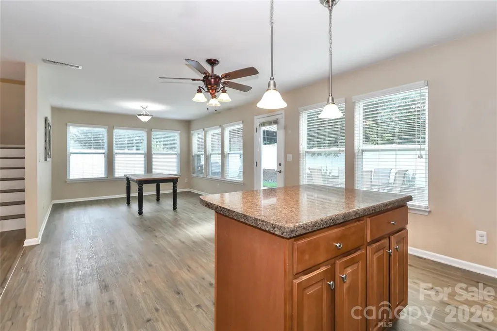 1123 Valley Street Statesville NC 28677