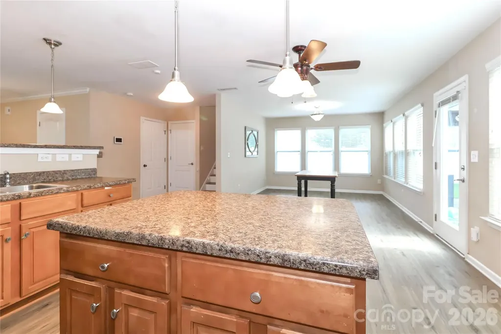 1123 Valley Street Statesville NC 28677