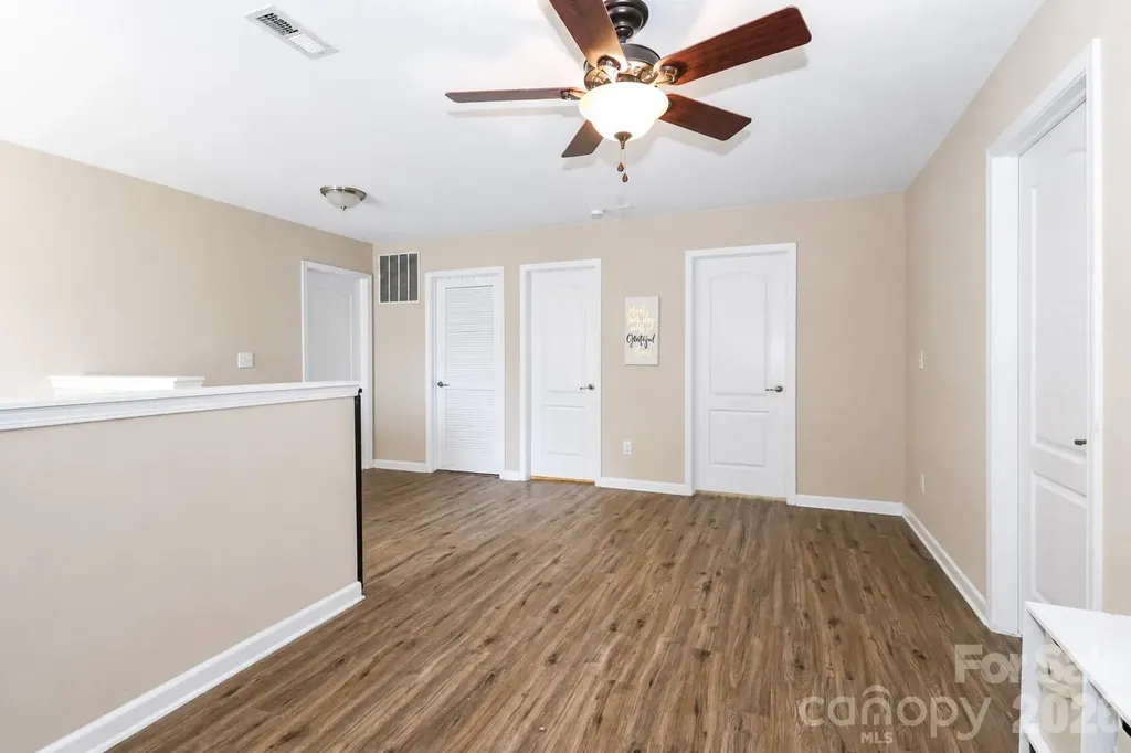 1123 Valley Street Statesville NC 28677