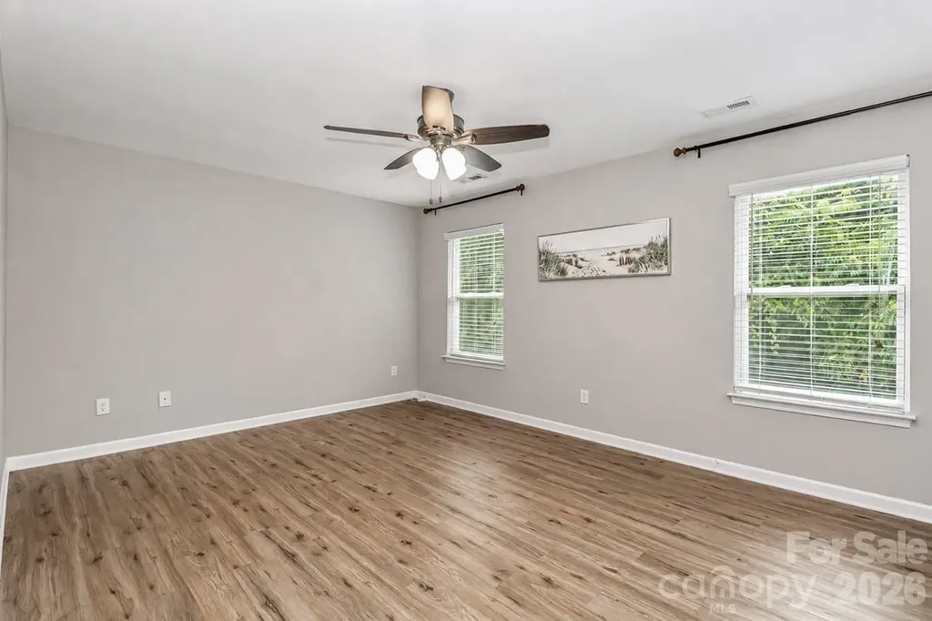 1123 Valley Street Statesville NC 28677