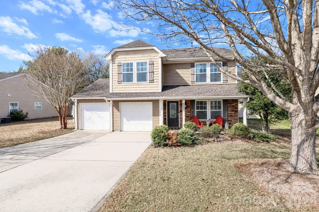 1123 Valley Street Statesville NC 28677