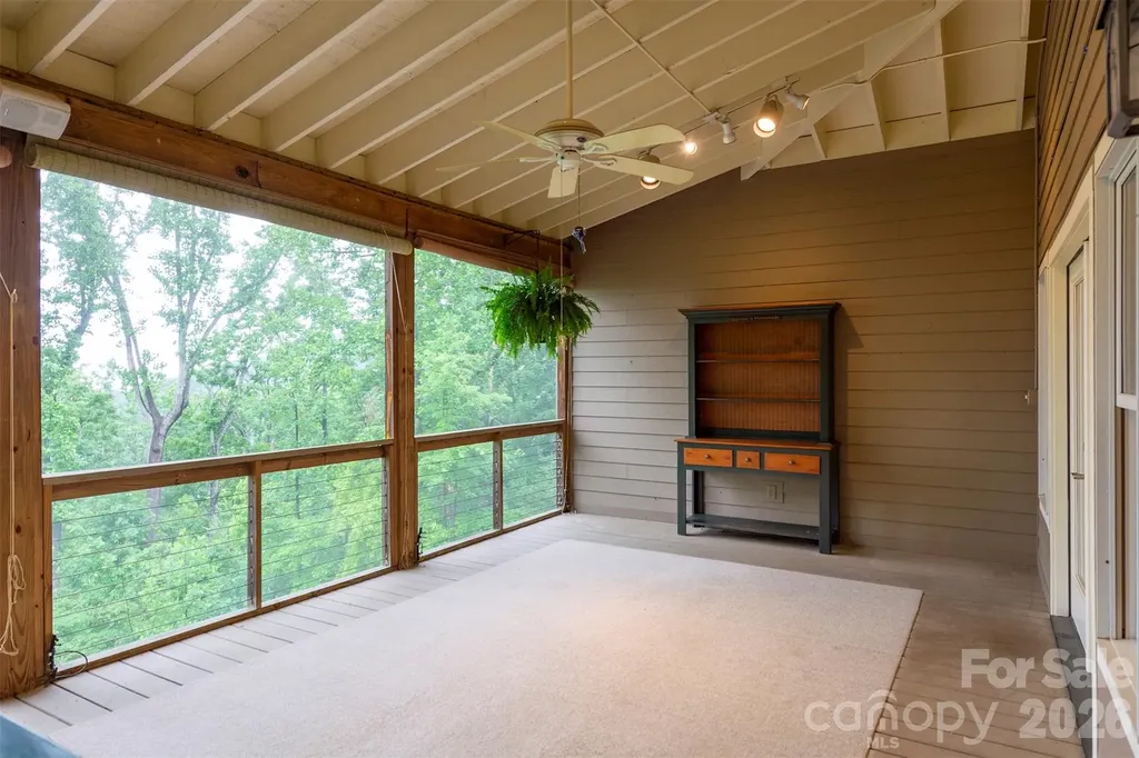 204 Briarcliff Asheville NC 28804