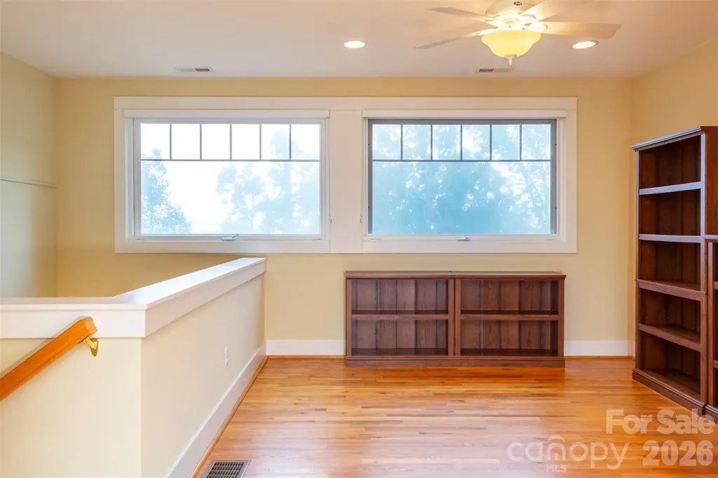 204 Briarcliff Asheville NC 28804