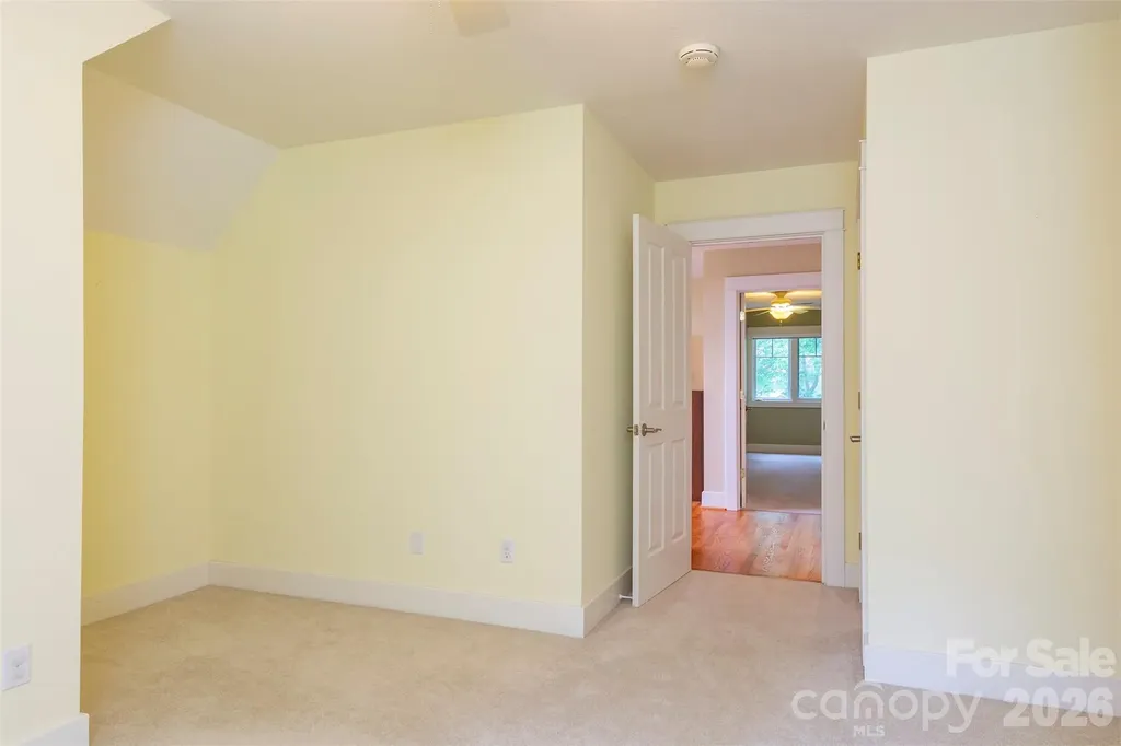 204 Briarcliff Asheville NC 28804