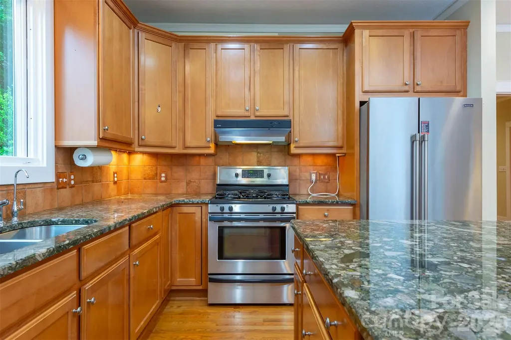 204 Briarcliff Asheville NC 28804