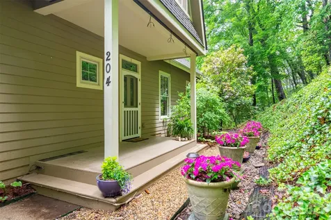 204 Briarcliff Asheville NC 28804
