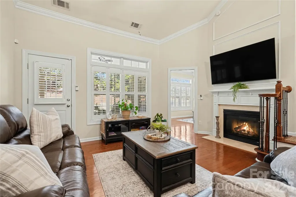 8432 Loxton Circle Charlotte NC 28214