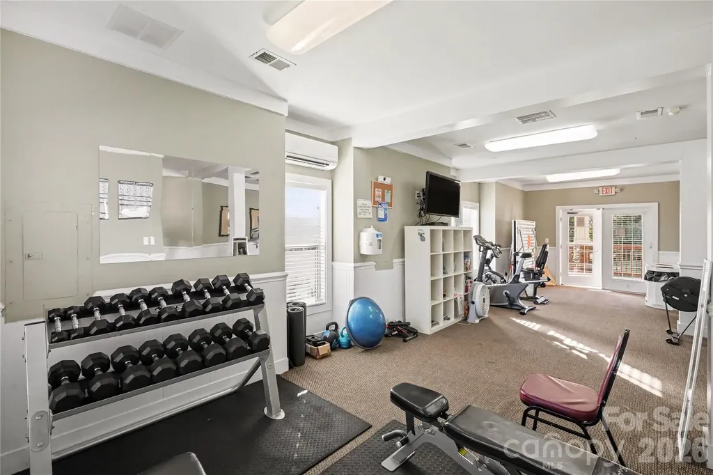 8432 Loxton Circle Charlotte NC 28214