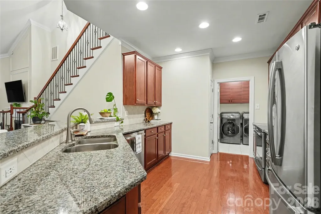 8432 Loxton Circle Charlotte NC 28214