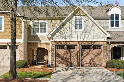 8432 Loxton Circle Charlotte NC 28214