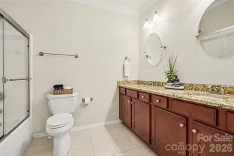 8432 Loxton Circle Charlotte NC 28214
