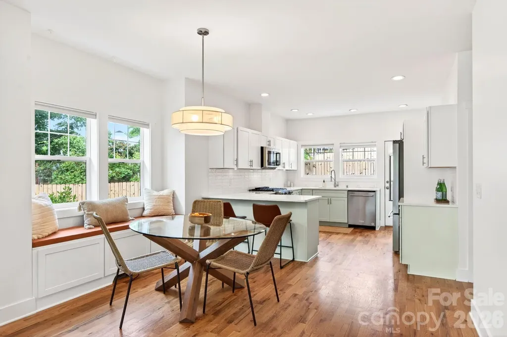 163 Sand Hill Road Asheville NC 28806