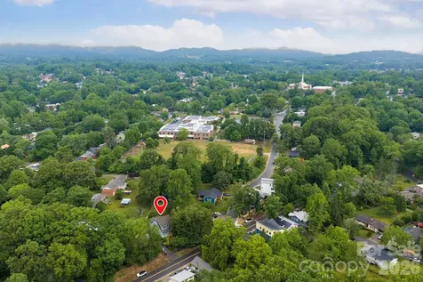 163 Sand Hill Road Asheville NC 28806