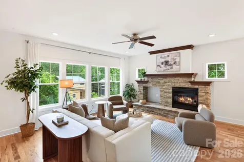 163 Sand Hill Road Asheville NC 28806