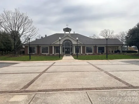 3779 Pinecrest Drive NE Hickory NC 28601