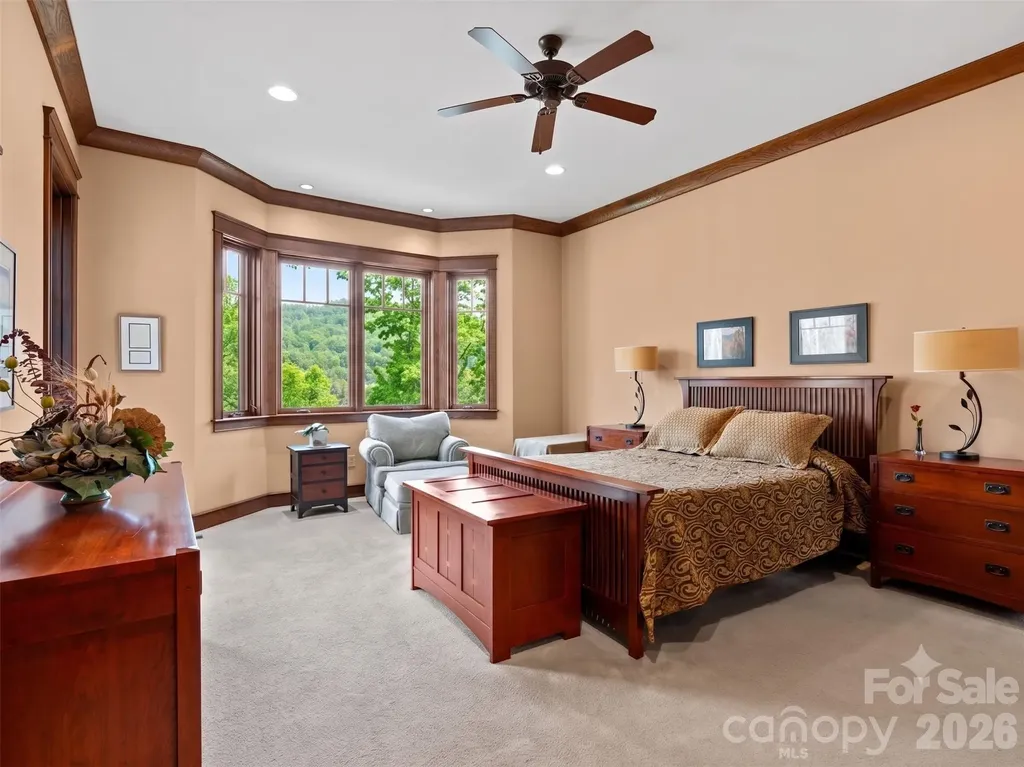 276 Stone Valley Way Hendersonville NC 28792