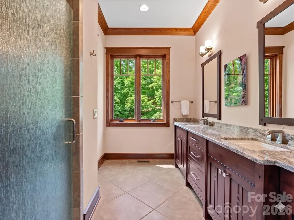 276 Stone Valley Way Hendersonville NC 28792