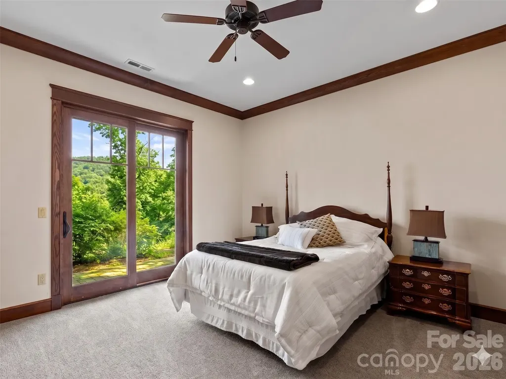 276 Stone Valley Way Hendersonville NC 28792