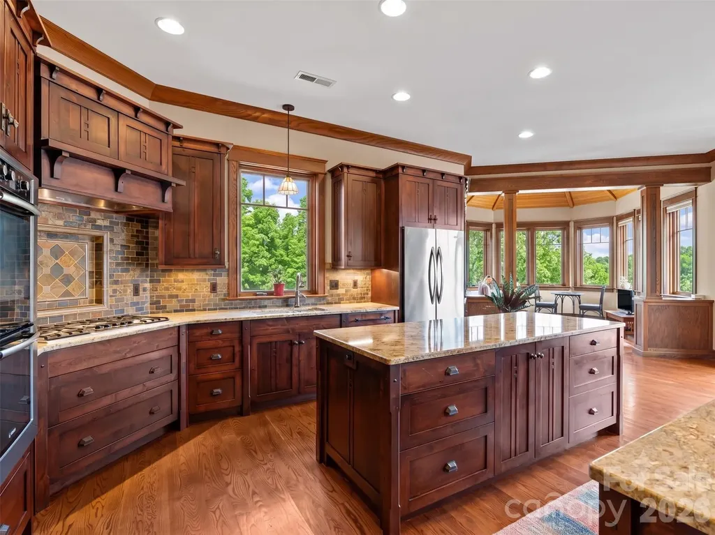 276 Stone Valley Way Hendersonville NC 28792