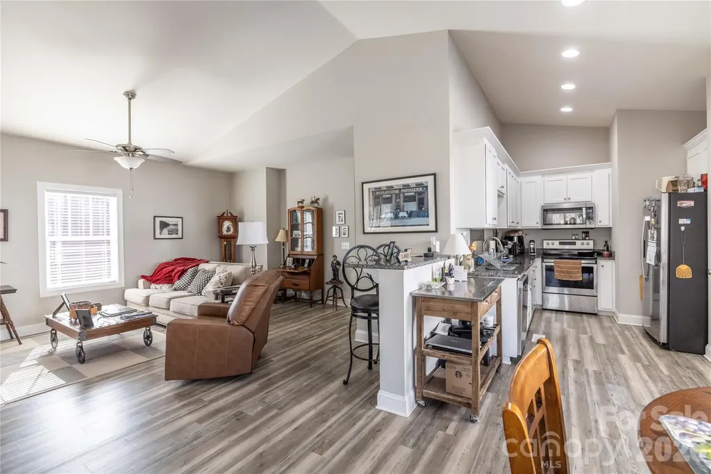 194 Hattaway Circle Mount Gilead NC 27306