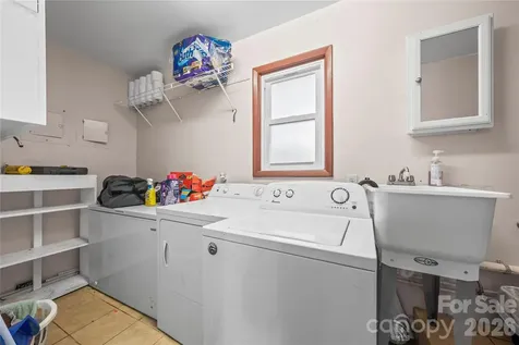 7910 Winalda Avenue Sherrills Ford NC 28673