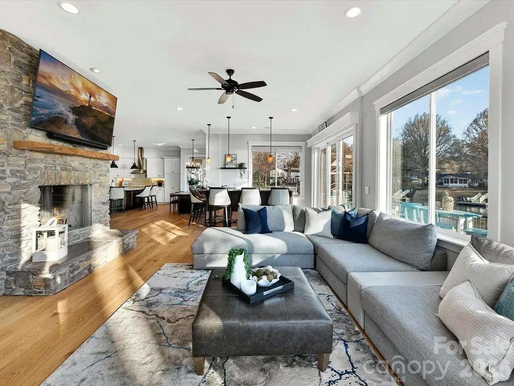 18014 Whispering Oaks Drive Cornelius NC 28031