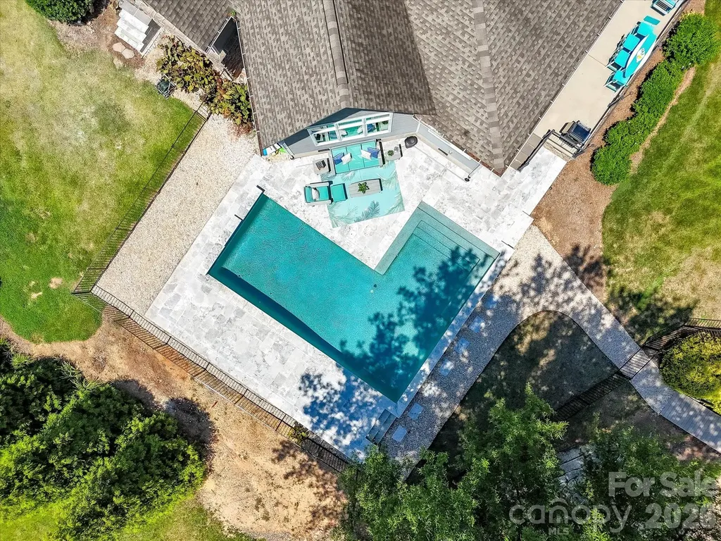 18014 Whispering Oaks Drive Cornelius NC 28031