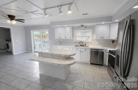 805 Edgewater Drive Belmont NC 28012