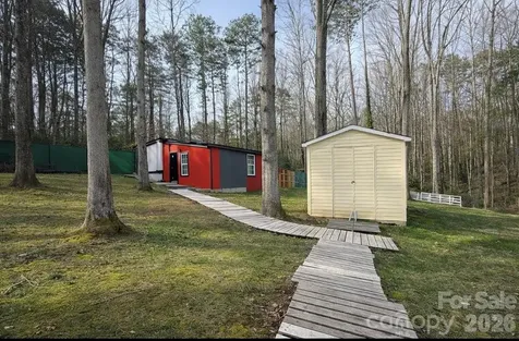 805 Edgewater Drive Belmont NC 28012