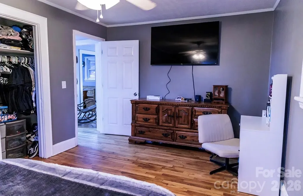 119 Collins Avenue Forest City NC 28043