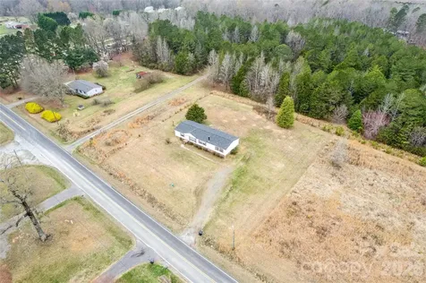 2542 Lower Stone Church Road Rockwell NC 28138
