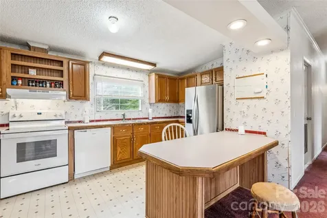 2542 Lower Stone Church Road Rockwell NC 28138