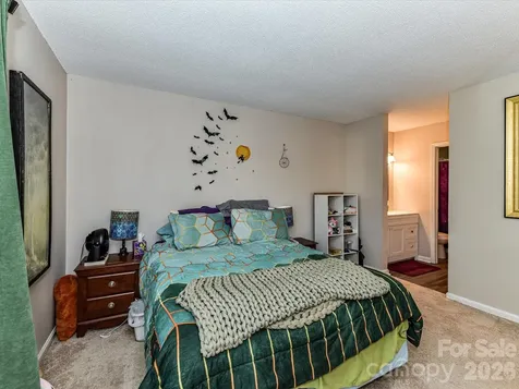 7304 Winery Lane Charlotte NC 28227