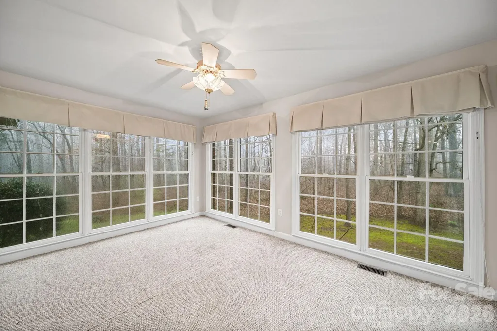 410 W Elm Street Wingate NC 28174