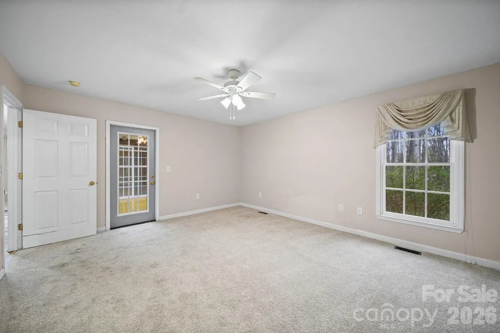 410 W Elm Street Wingate NC 28174
