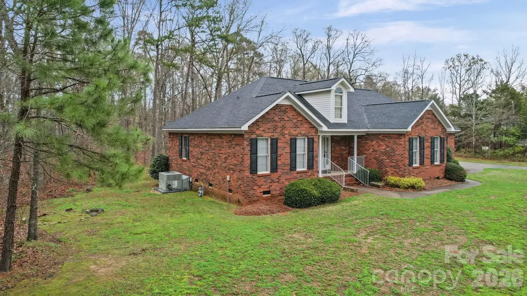410 W Elm Street Wingate NC 28174