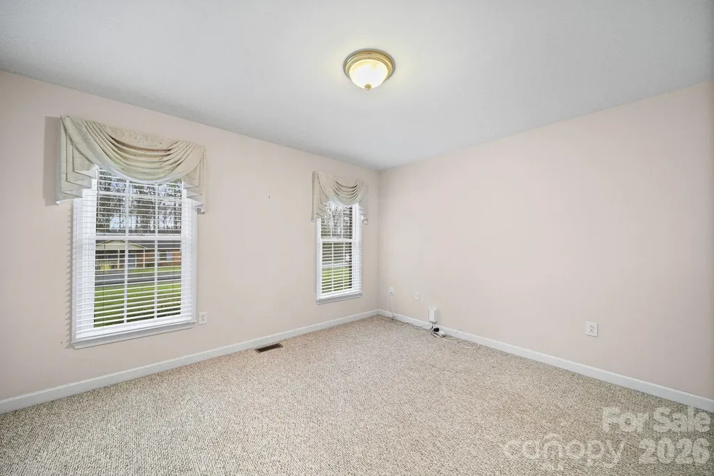 410 W Elm Street Wingate NC 28174