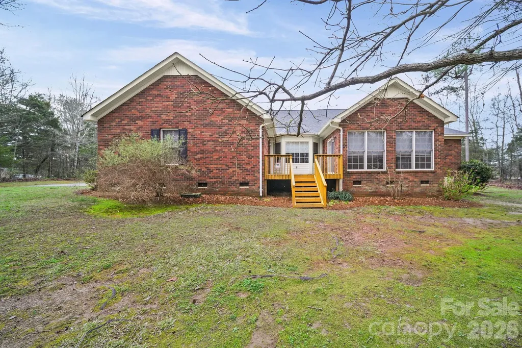 410 W Elm Street Wingate NC 28174