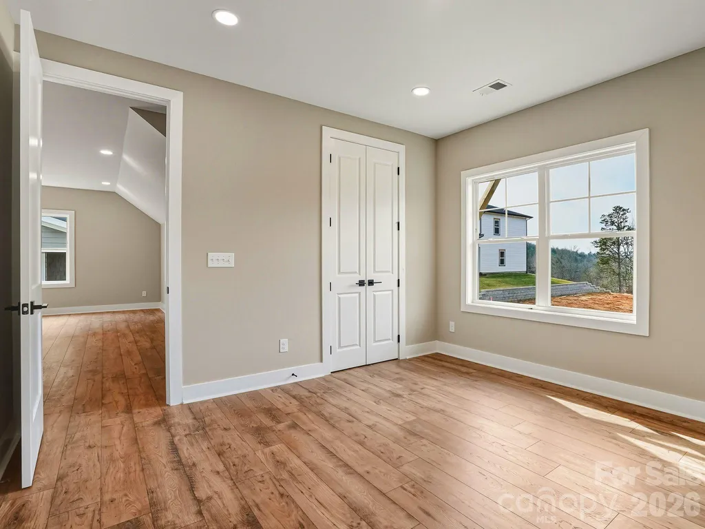 118 Chapel Crossing Lane Weaverville NC 28787