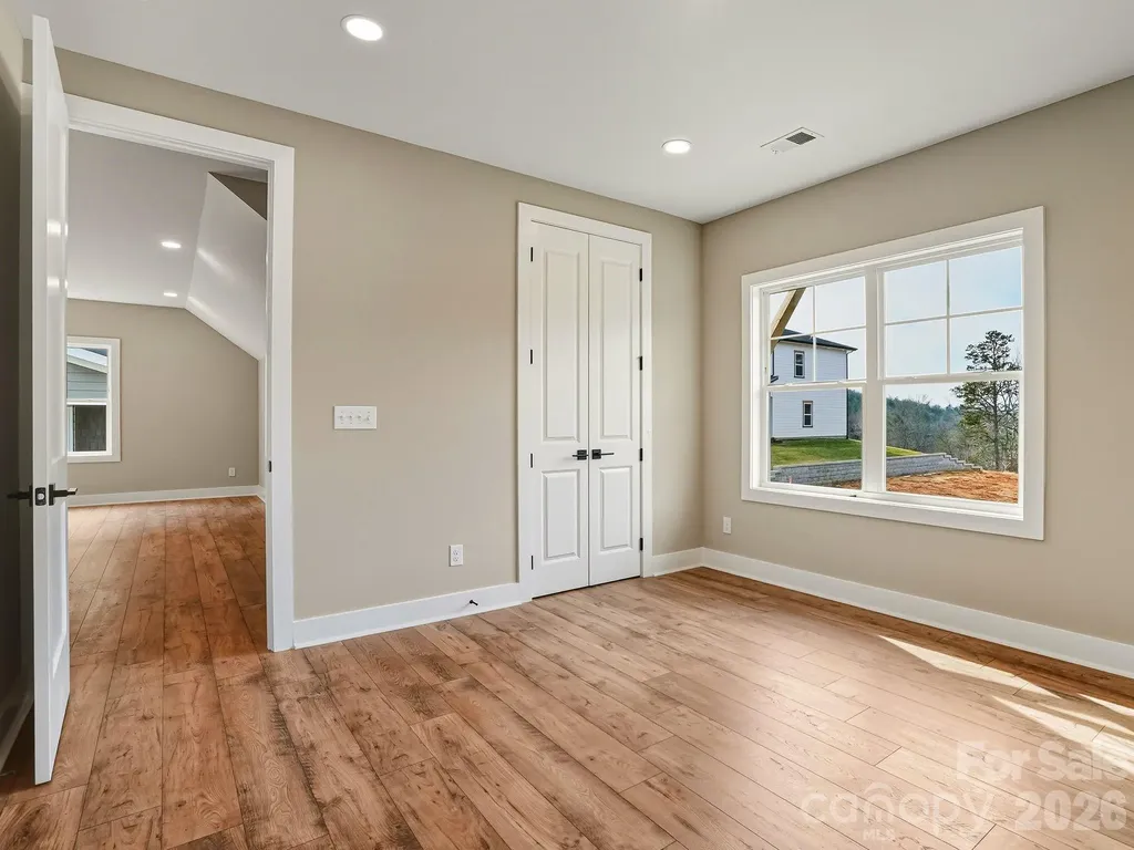118 Chapel Crossing Lane Weaverville NC 28787