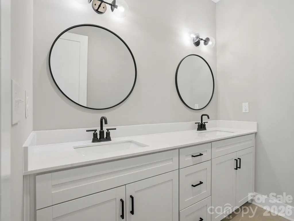 118 Chapel Crossing Lane Weaverville NC 28787