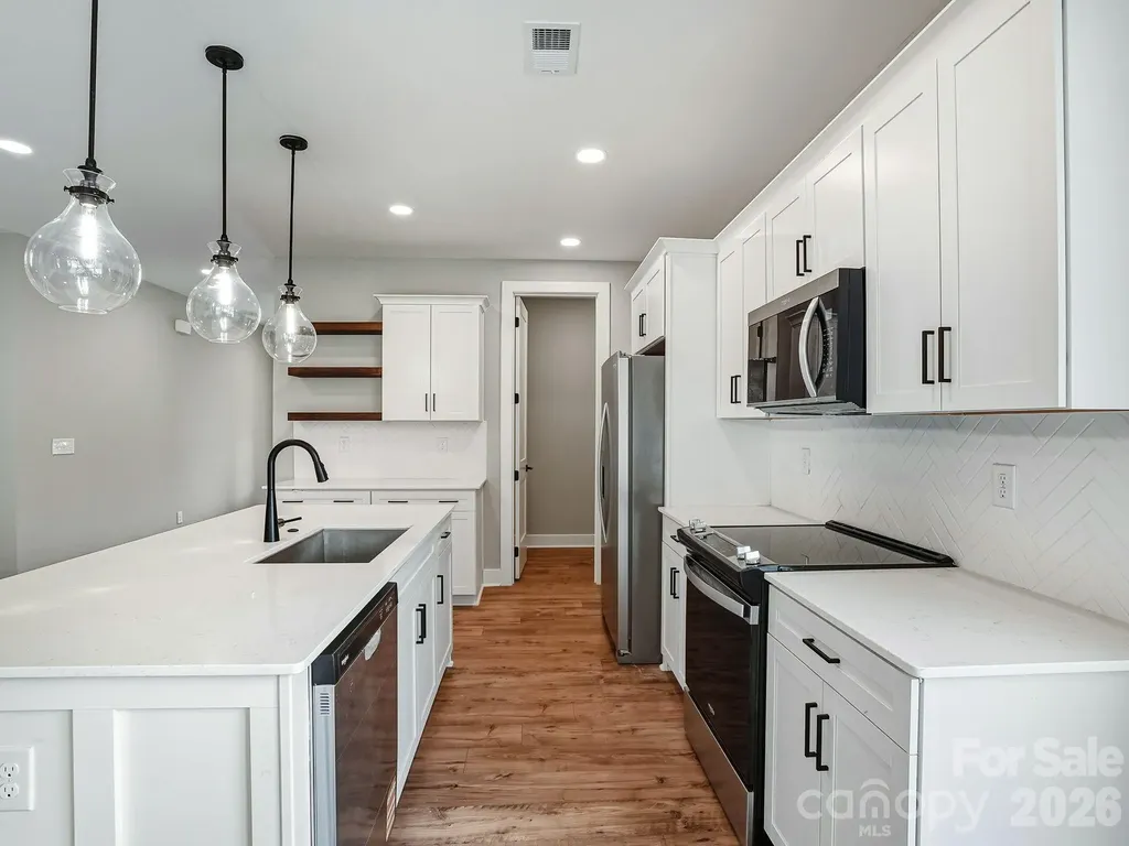 118 Chapel Crossing Lane Weaverville NC 28787