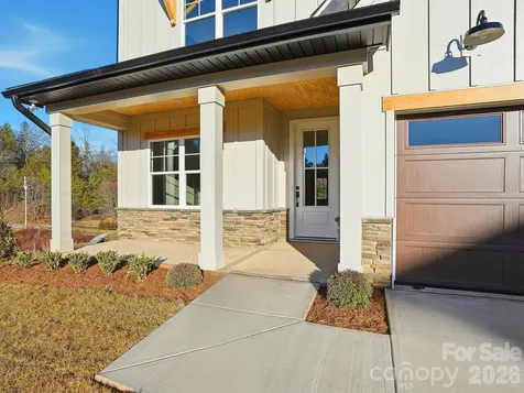 118 Chapel Crossing Lane Weaverville NC 28787